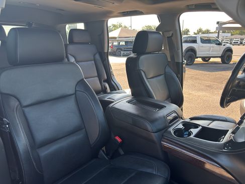 Used 2016 GMC Yukon SLT w/ Open Road Package RWD image 19