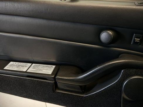 Used 1996 Porsche 911 image 11