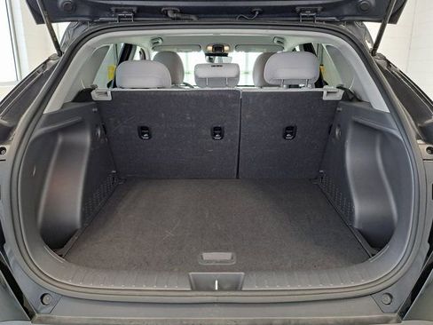 Used 2025 Hyundai Kona SEL FWD image 29
