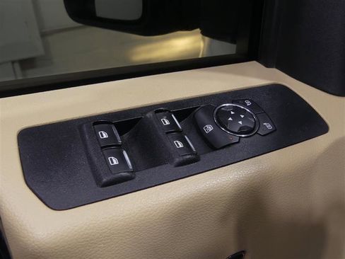 Used 2018 Ford F350 XLT image 17