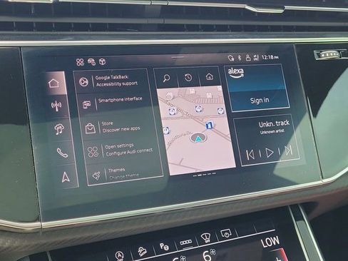 Used 2025 Audi RS Q8 performance image 25