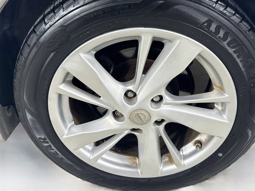 Used 2013 Nissan Altima 2.5 SV FWD image 38