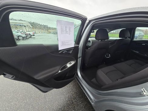 Used 2024 Chevrolet Malibu LT w/ Sport Edition image 11