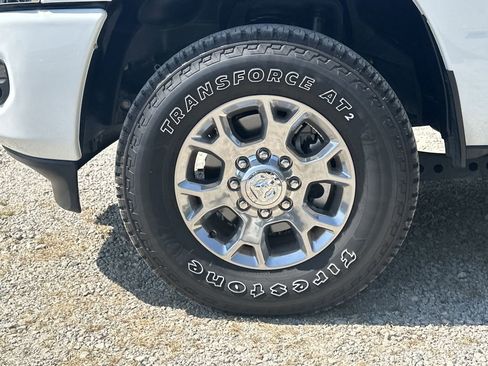 Used 2024 RAM 2500 Laramie w/ Safety Group AWD/4WD image 11