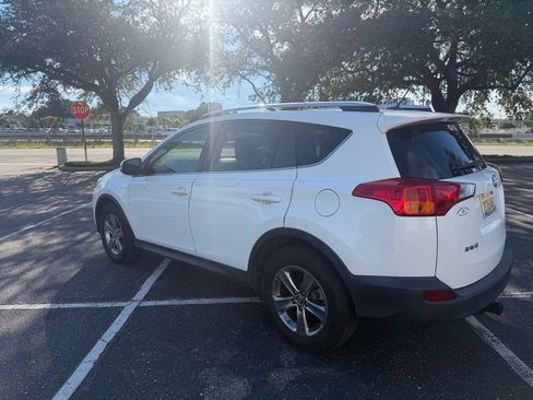 Used 2015 Toyota RAV4 XLE FWD image 10