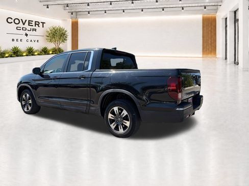 Used 2017 Honda Ridgeline RTL-T image 9
