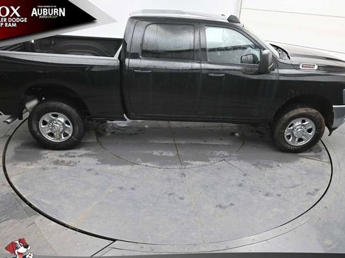 New 2026 RAM 2500 Tradesman w/ Chrome Appearance Group image 31