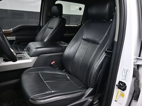Used 2019 Ford F150 Lariat w/ Equipment Group 502A Luxury AWD/4WD image 14