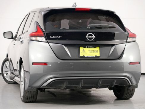 Used 2025 Nissan Leaf S image 5