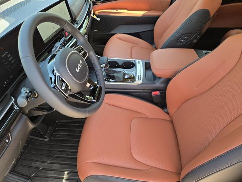 New 2026 Kia Carnival SX Prestige FWD image 10