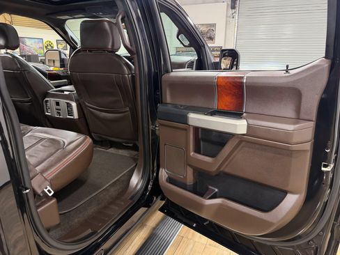 Used 2016 Ford F150 King Ranch w/ Equipment Group 601A Luxury AWD/4WD image 16