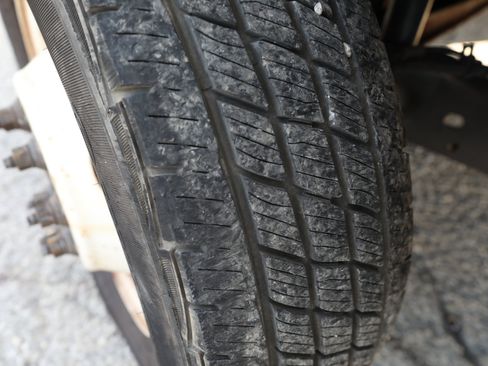 Used 2016 Ford E-350 and Econoline 350 Super Duty image 18