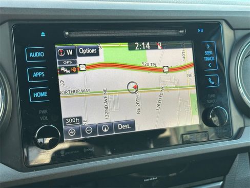 Used 2018 Toyota Tacoma TRD Sport image 26