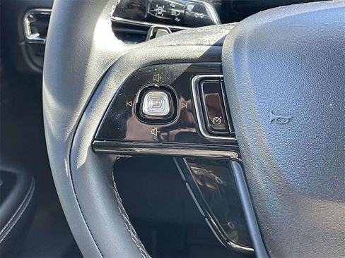 Used 2022 Lincoln Corsair Standard w/ Equipment Group 101A image 20