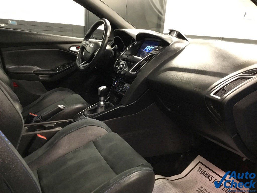 Used 2016 Ford Focus RS AWD/4WD image 37