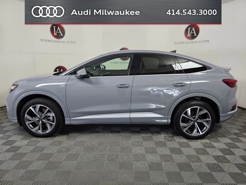 Used 2023 Audi Q4 e-tron Premium Plus w/ Premium Plus AWD/4WD image 6