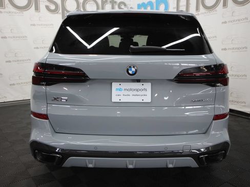 Used 2025 BMW X5 xDrive40i w/ M Sport Package AWD/4WD image 5
