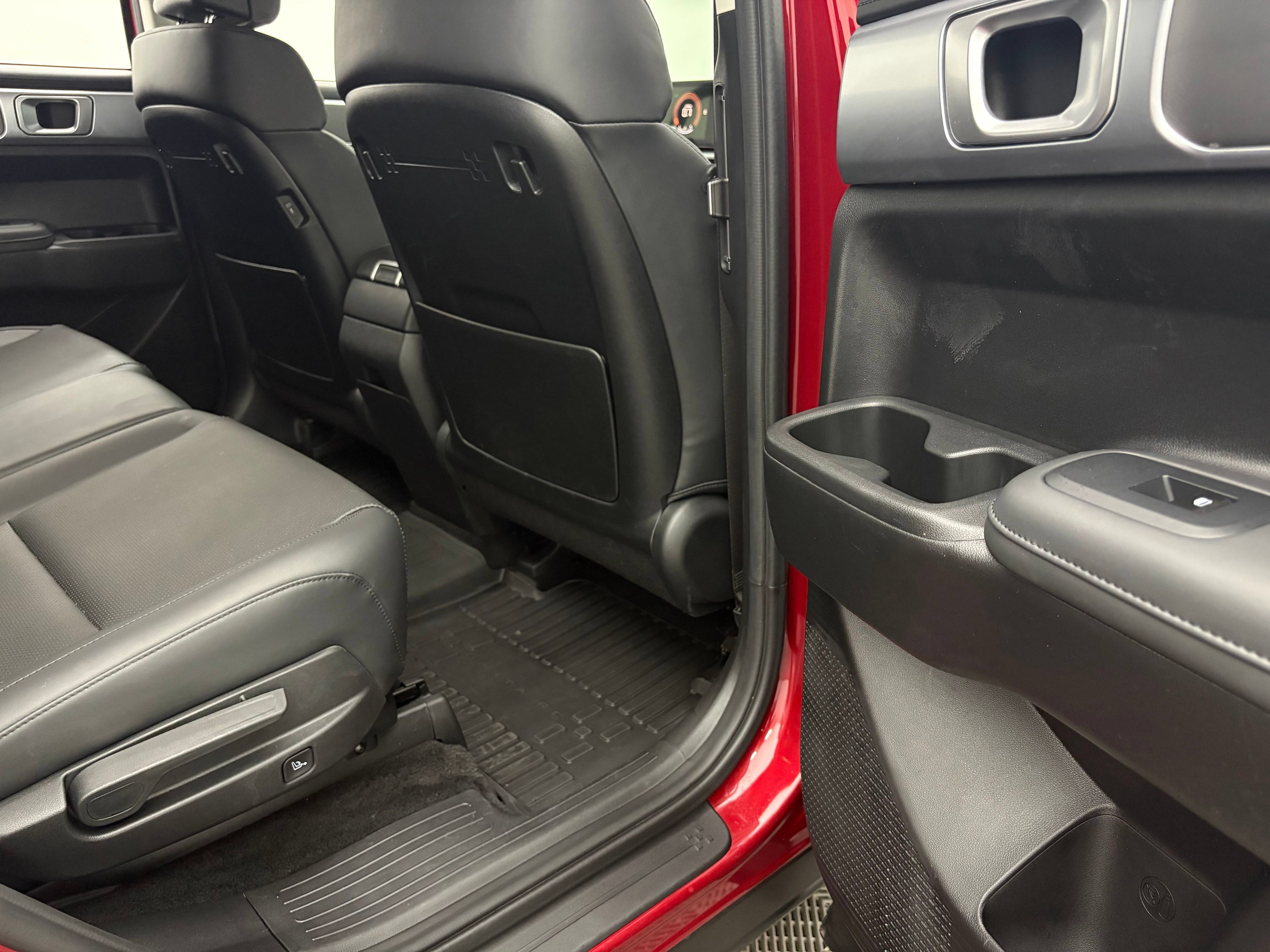Used 2026 Hyundai Santa Fe SEL FWD image 33