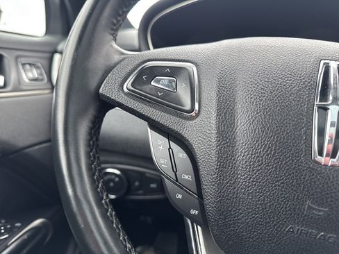 Used 2017 Lincoln MKC Reserve w/ Lincoln MKC Climate Package image 20