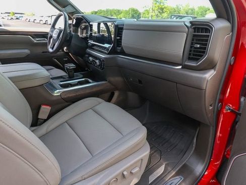 Used 2025 GMC Sierra 1500 SLT w/ SLT Premium Plus Package AWD/4WD image 22