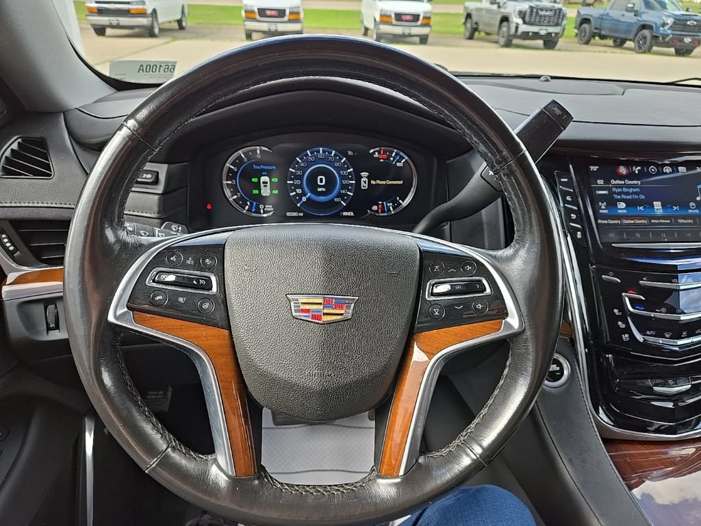 Used 2019 Cadillac Escalade ESV Luxury AWD/4WD image 23