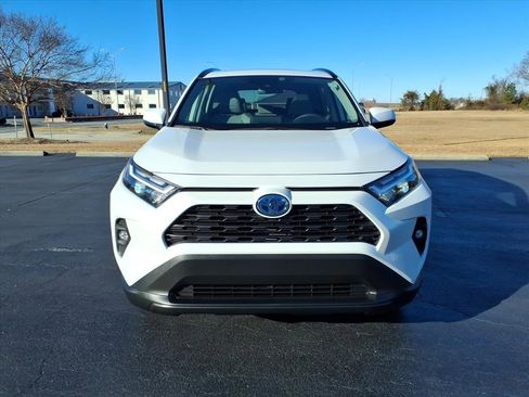 Used 2024 Toyota RAV4 XLE Premium image 8