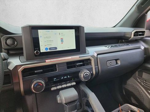 Used 2026 Toyota Tacoma SR5 AWD/4WD image 21