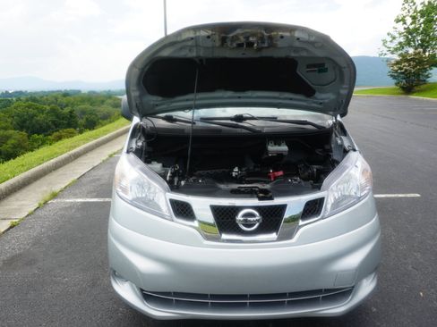 Used 2016 Nissan NV200 S image 28