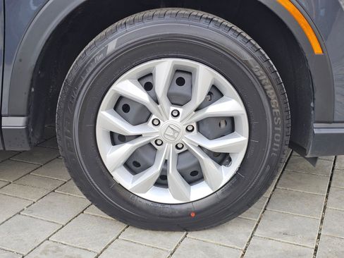 Certified 2025 Honda CR-V LX image 9