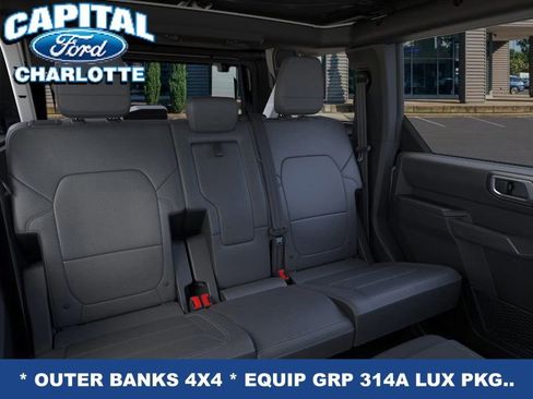 New 2025 Ford Bronco Outer Banks image 13