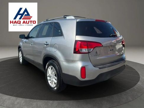 Used 2015 Kia Sorento LX AWD/4WD image 7