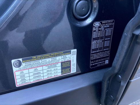 Used 2026 Land Rover Range Rover Velar S image 33