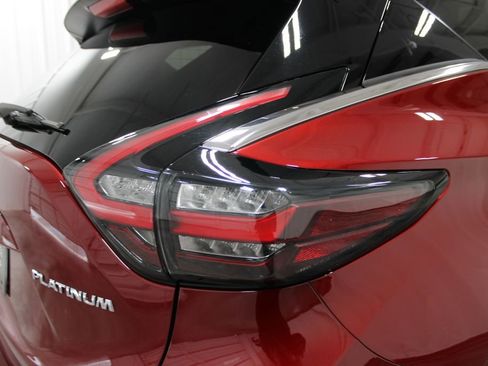 Used 2024 Nissan Murano Platinum image 12
