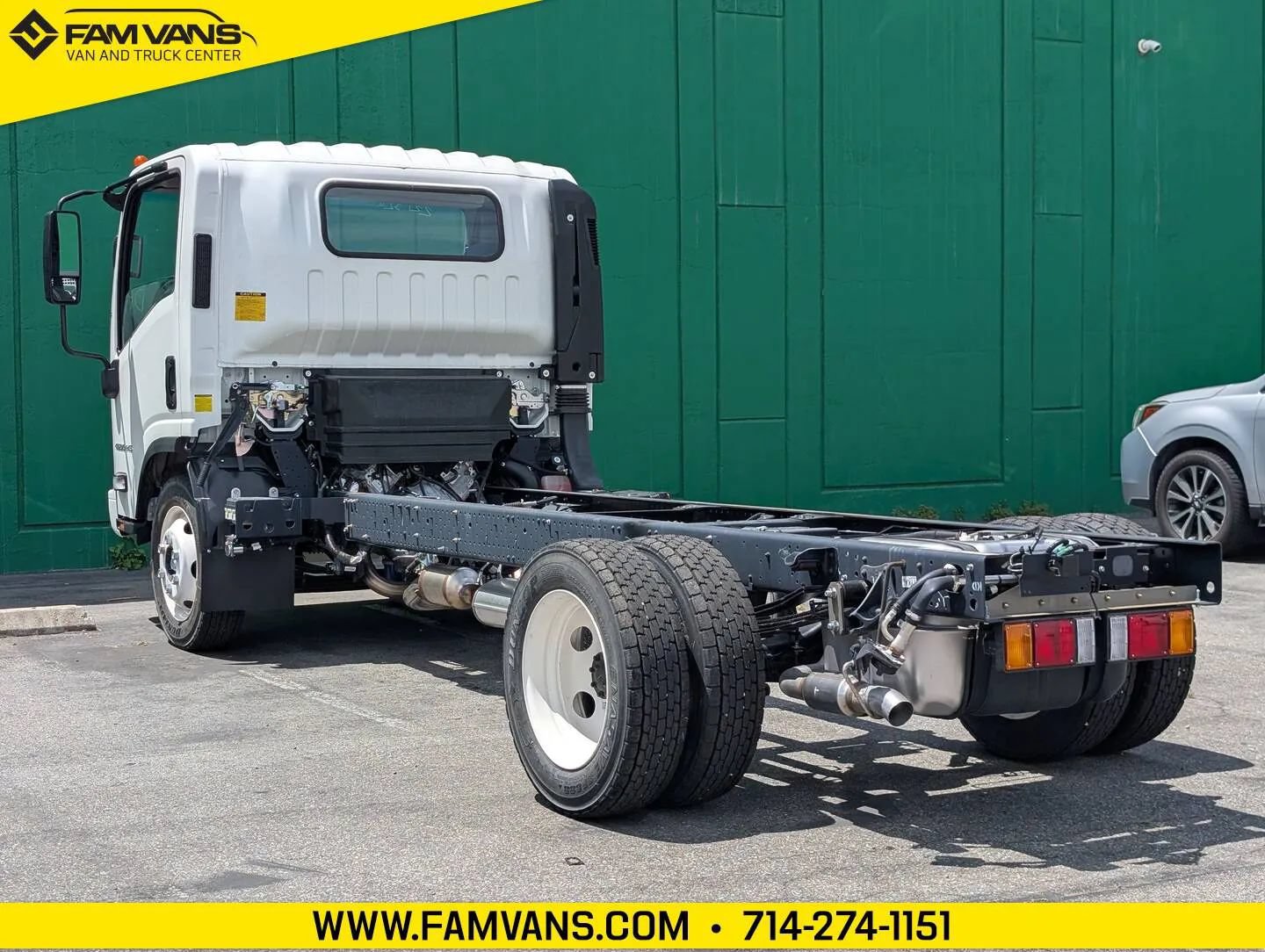 Used 2024 Chevrolet Low Cab Forward RWD image 4