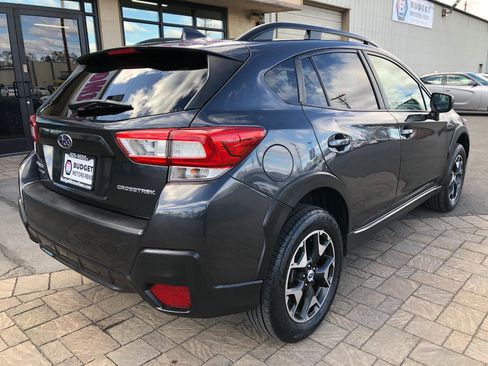 Used 2018 Subaru Crosstrek 2.0i Premium w/ Eyesight System image 2