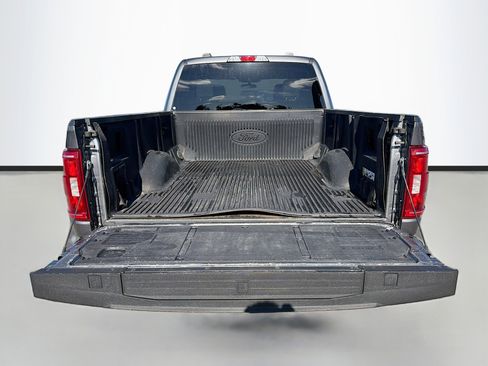 Used 2022 Ford F150 XLT w/ Max Trailer Tow Package image 12