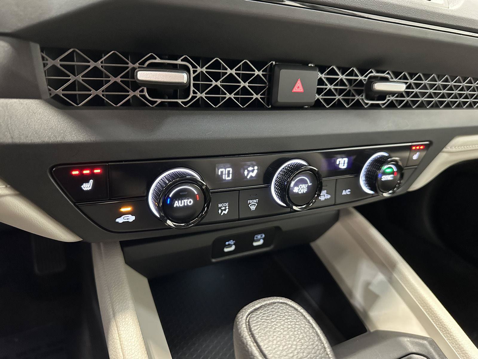 Certified 2023 Honda Accord EX image 22