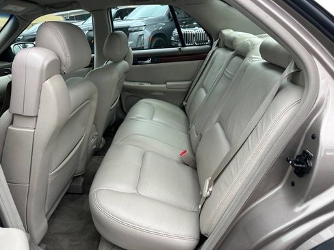 Used 2001 Cadillac Seville STS w/ Luxury Pkg image 22