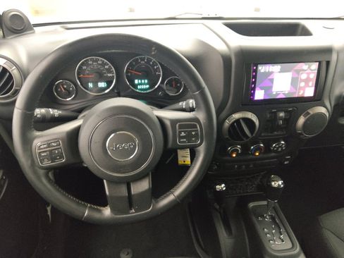 Used 2014 Jeep Wrangler Unlimited Sport w/ Quick Order Package 24S AWD/4WD image 22