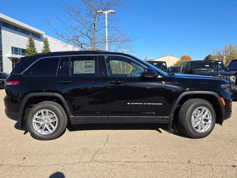 New 2025 Jeep Grand Cherokee Laredo X image 6