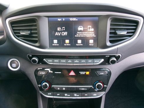 Used 2018 Hyundai Ioniq Blue image 40