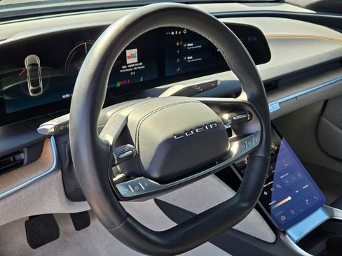 Used 2024 Lucid Air Touring AWD/4WD image 44