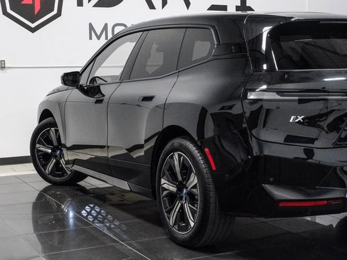 Used 2025 BMW iX xDrive50 image 14