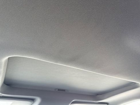 Used 2021 Chevrolet Silverado 1500 LT Trail Boss w/ Convenience Package II image 16