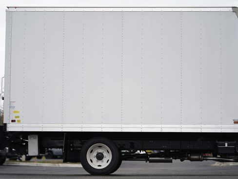 New 2025 Chevrolet Low Cab Forward 5500XG RWD image 5