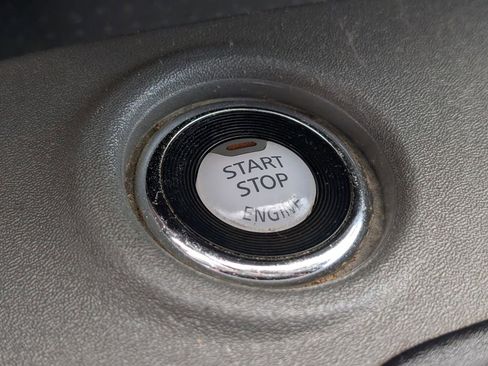 Used 2020 Nissan Frontier SV AWD/4WD image 28
