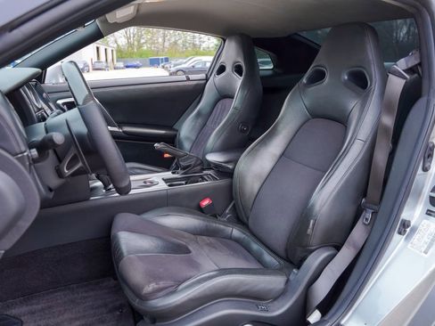 Used 2010 Nissan GT-R Premium AWD/4WD image 20