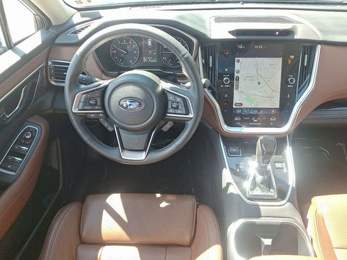 Used 2022 Subaru Outback Touring XT AWD/4WD image 12