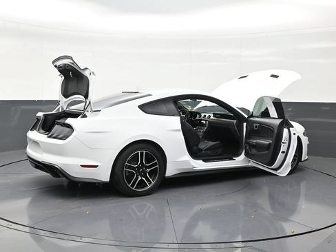 Used 2022 Ford Mustang Premium RWD image 28
