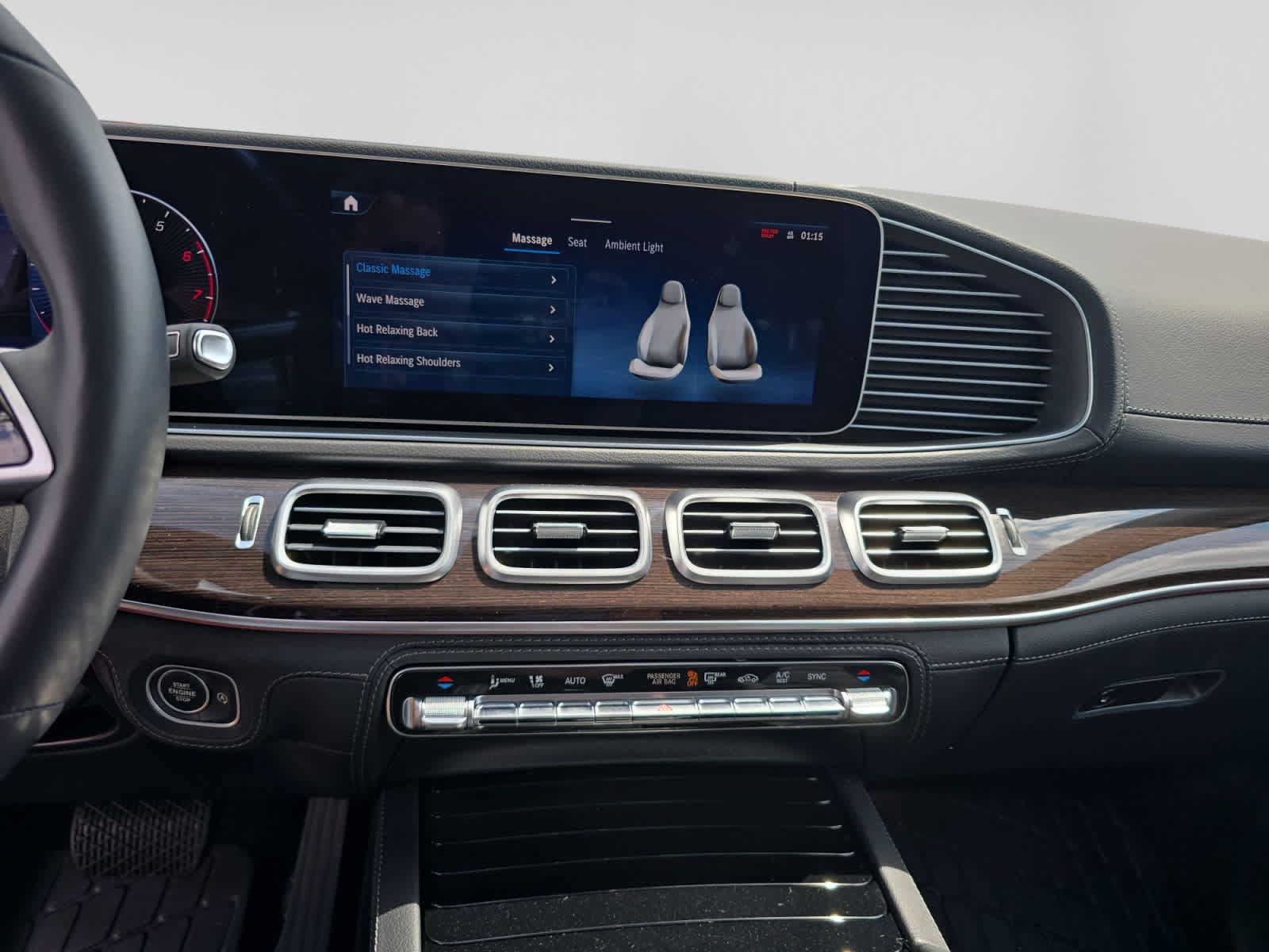 Used 2025 Mercedes-Benz GLS 450 4MATIC image 12
